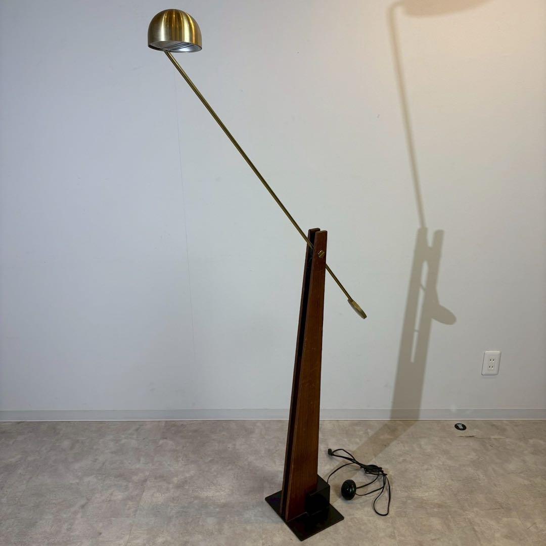 フロアランプ　スタンドランプ　寝室　書斎　真鍮