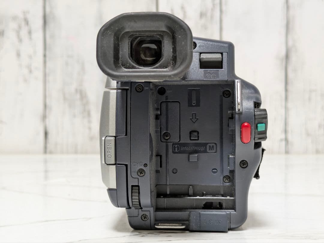 【豪華セット】SONY　CCD-TRV106　Hi8　8mm対応