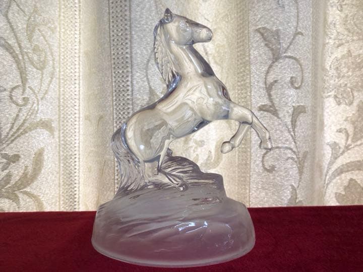クリスタルガラス　馬