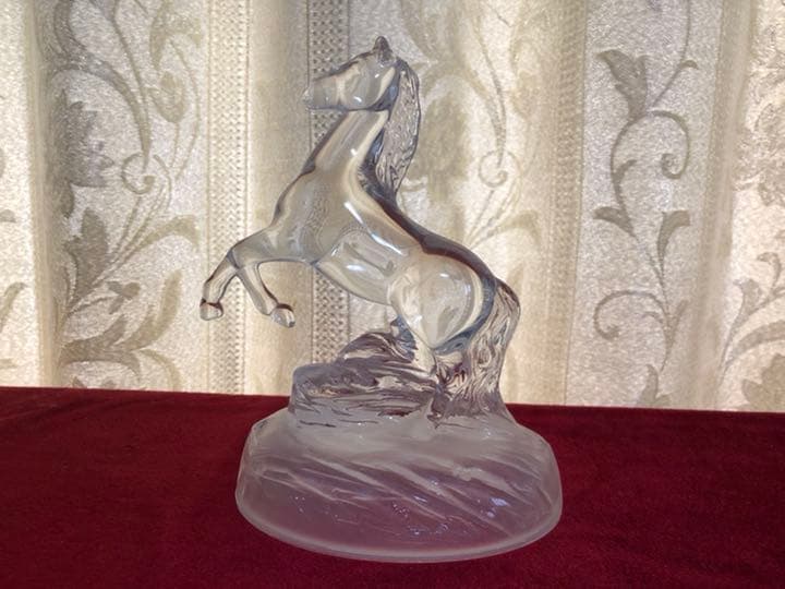 クリスタルガラス　馬