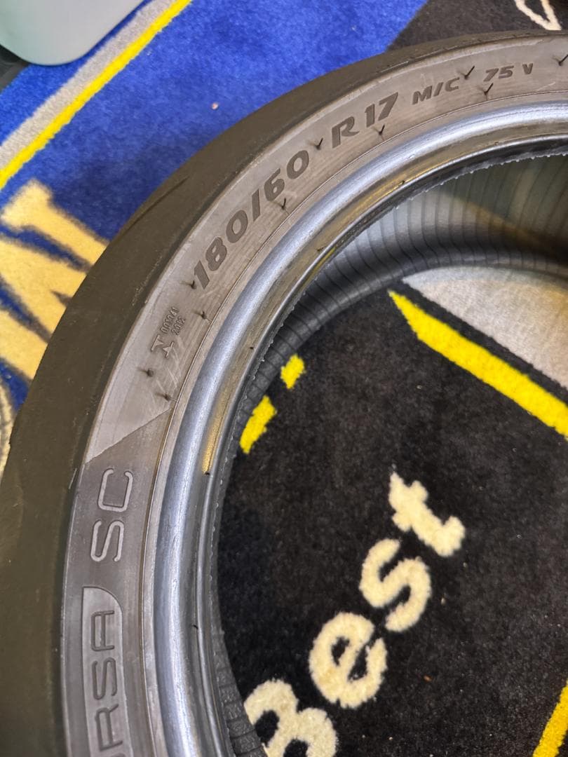 ピレリ スーパーコルサSC1 V4　 180/60 120/70 　中古セット