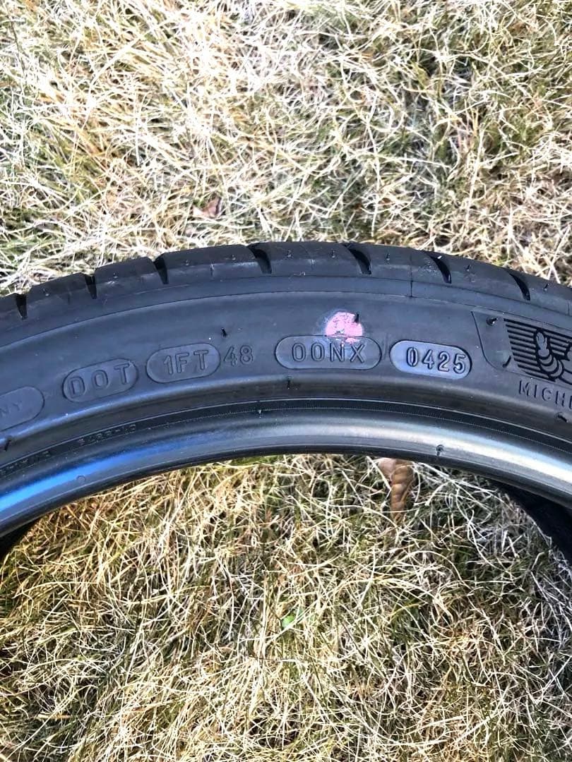 【千葉市or東京でお渡し】⭐️ミシュランパイロットスポーツ4⭐️4本(④に破損あり)
