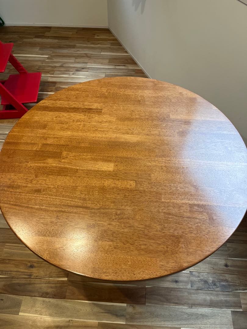 円形木製ダイニングテーブル　カナデモノ　kanademono カフェテーブル