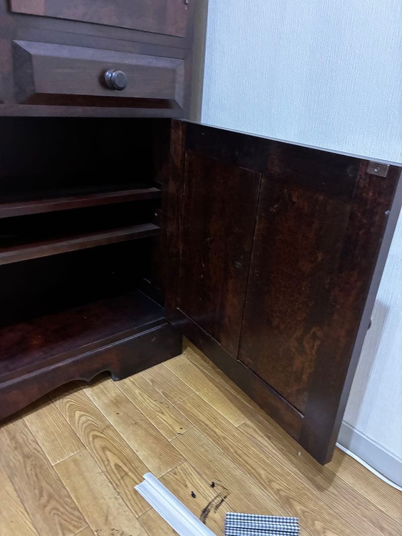 ☆送料込み☆ 民芸　民藝　木製食器棚 ダークブラウン ガラス扉付き