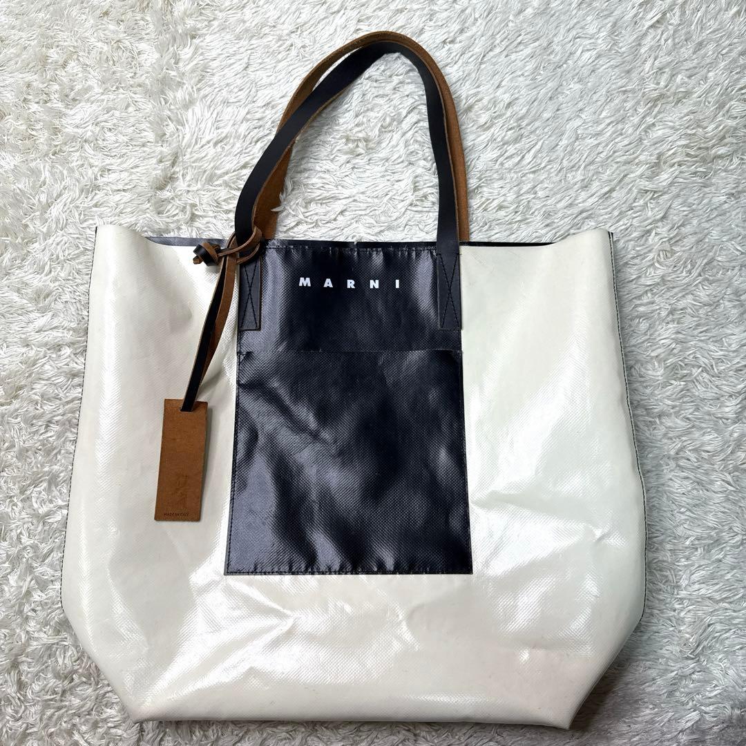 MARNI ホワイト ブラック トートバッグ　トライベッカ　TRIBECA A4