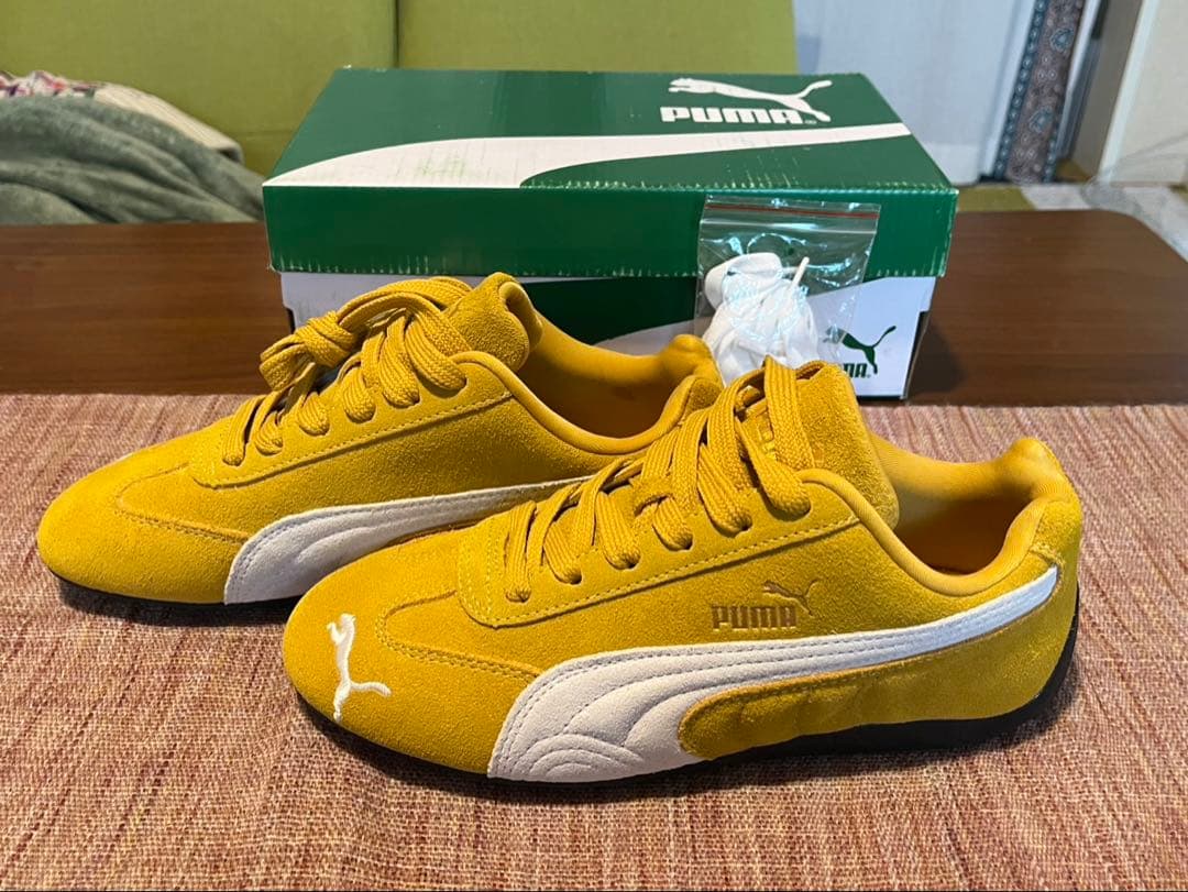 PUMA イエロー スエード スニーカー