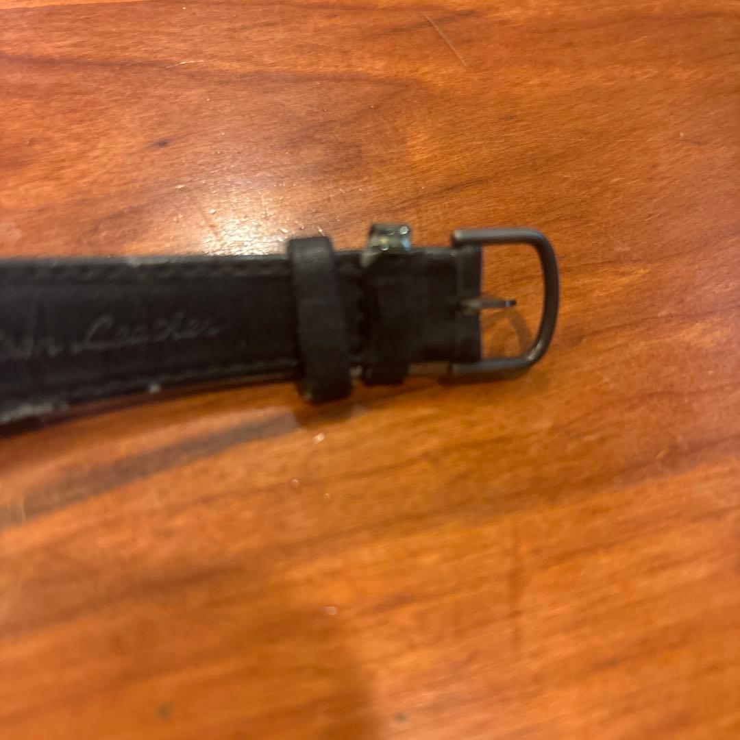 MOMA推奨ティボール・カルマン　M&Co.の腕時計５-o’clock