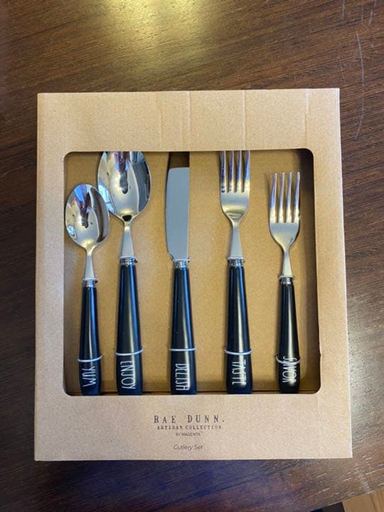 Rae Dunn レイダン　カトラリーセット　黒　新品　アメリカ雑貨　レア物