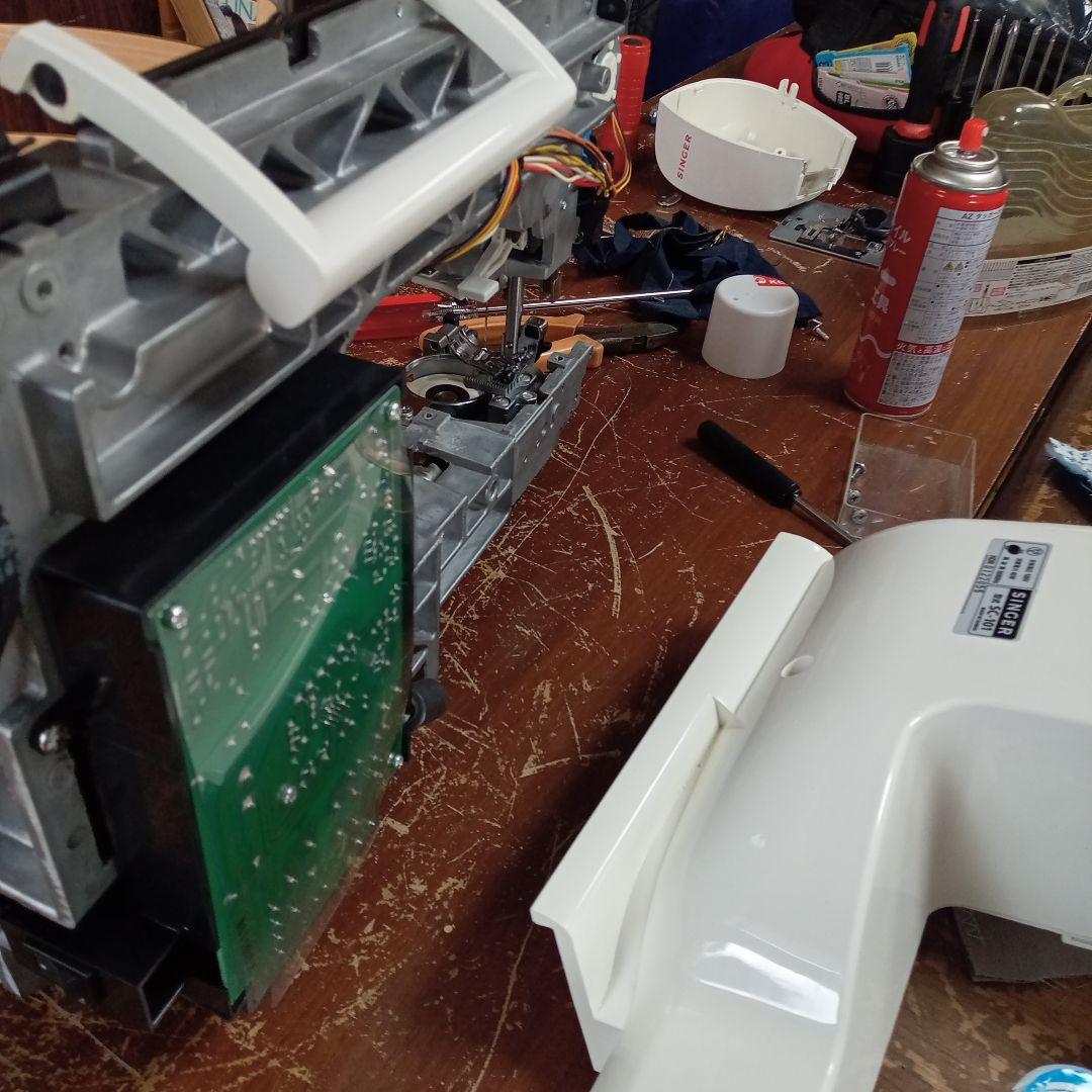 シンガーミシン本体モナミ　分解整備済み　ワイドテーブル、フット付き
