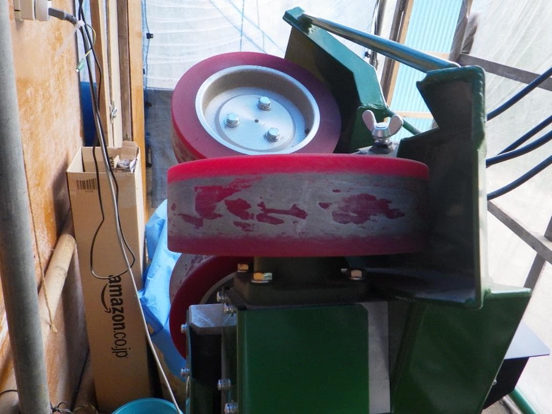 バッティングマシーン