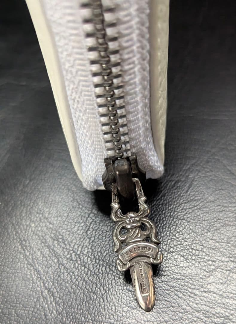 正規品 補修後未使用 クロムハーツ CHROME 3セメタリークロスウォレット