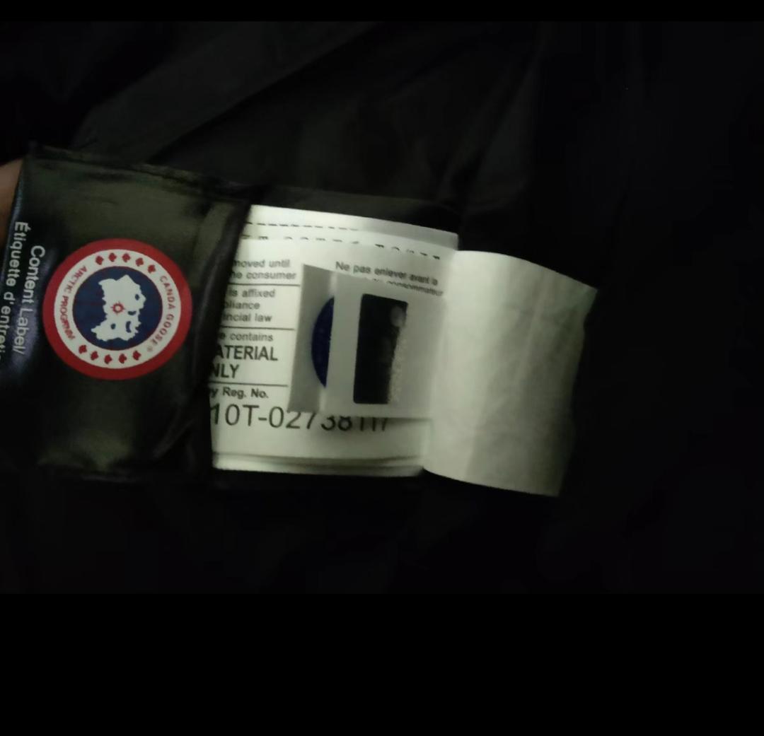 ブラック ダウンジャケット