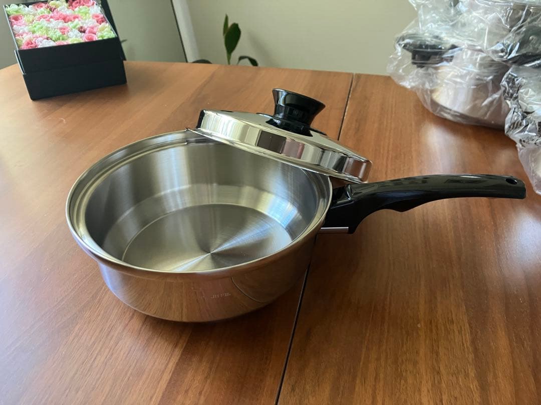 【インコア鍋.フライパンセット未使用】（電気スキレット追加）