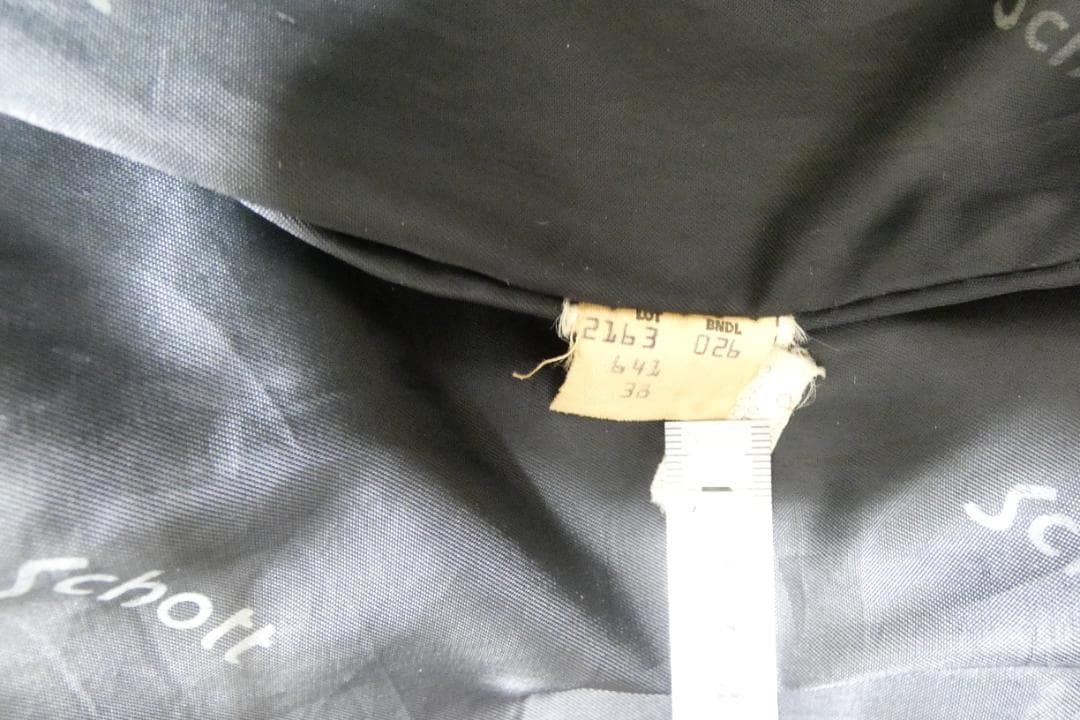 t*o様 Schott 641 シングルライダース オリジナル 擦れ下地露出 3