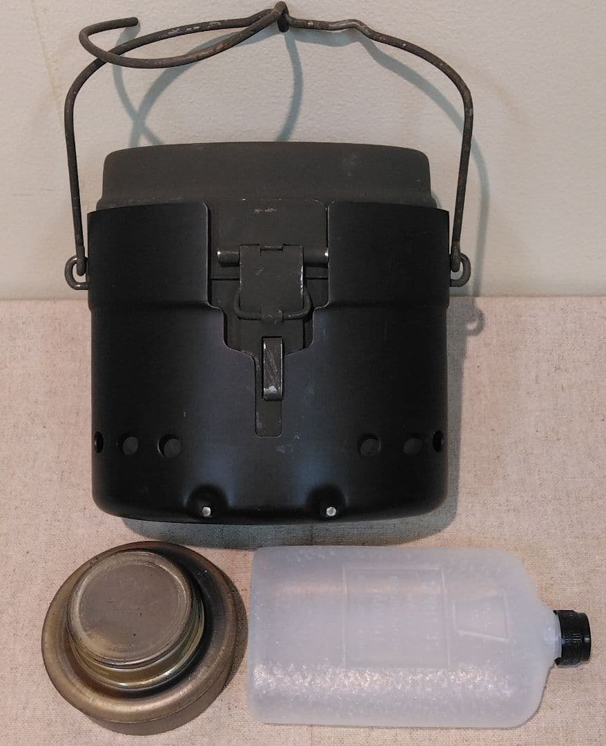 デッドストック スウェーデン軍 ステンレス製飯盒セット B