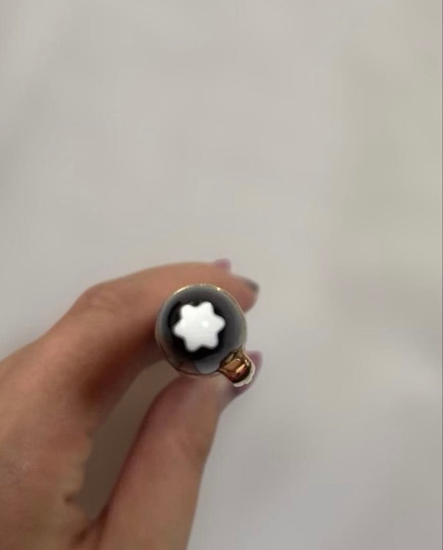 MONTBLANC ボールペンとケースのセット