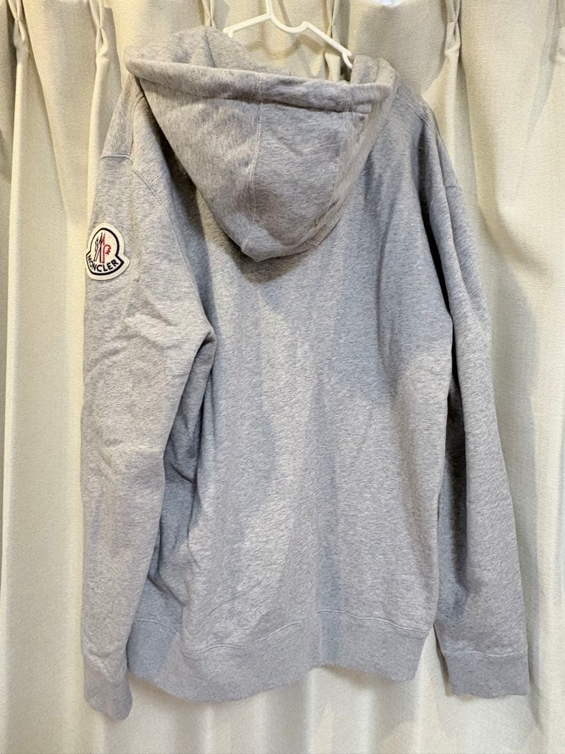 モンクレール　MONCLERWジップパーカー XL