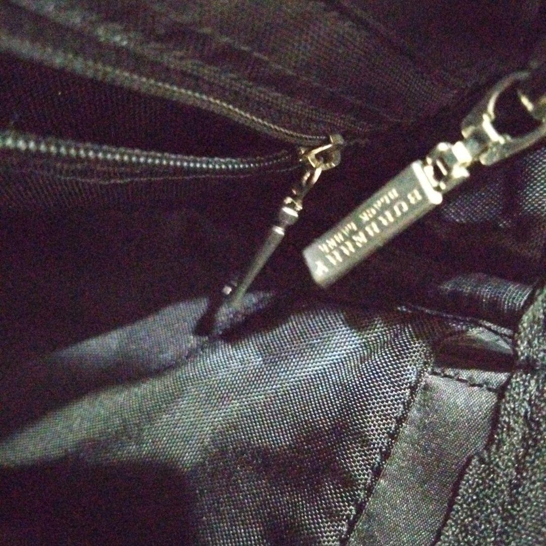 美品　バーバリーブラックレーベル メッセンジャーバッグ ノバチェック 刻印