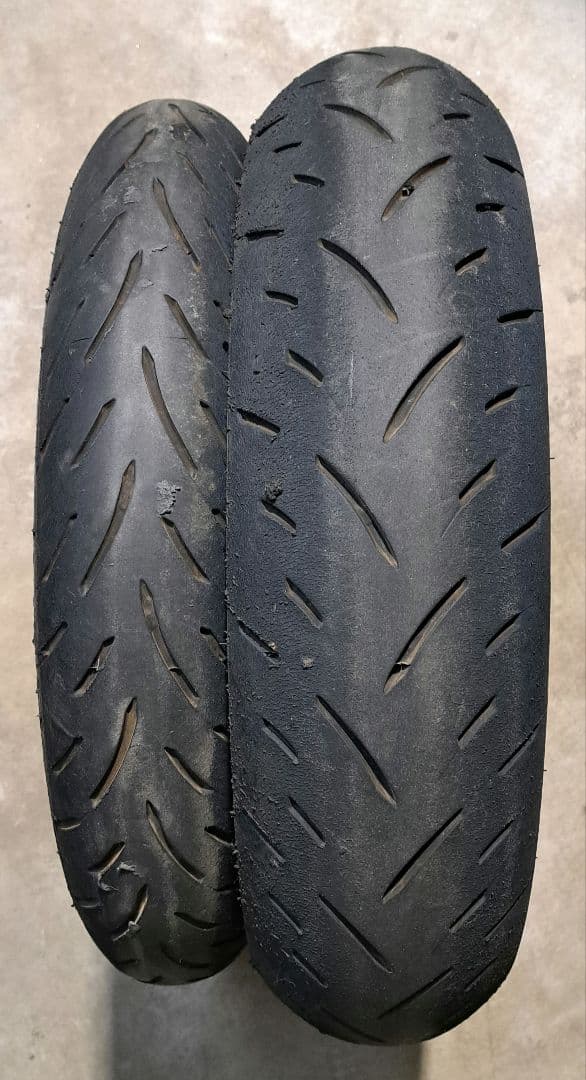 と*く様 DUNLOP ダンロップ GPR300 17インチ 250ccサイズ