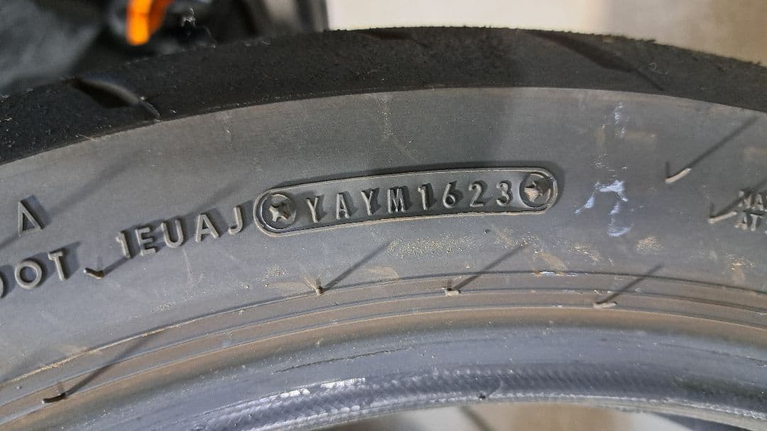 と*く様 DUNLOP ダンロップ GPR300 17インチ 250ccサイズ
