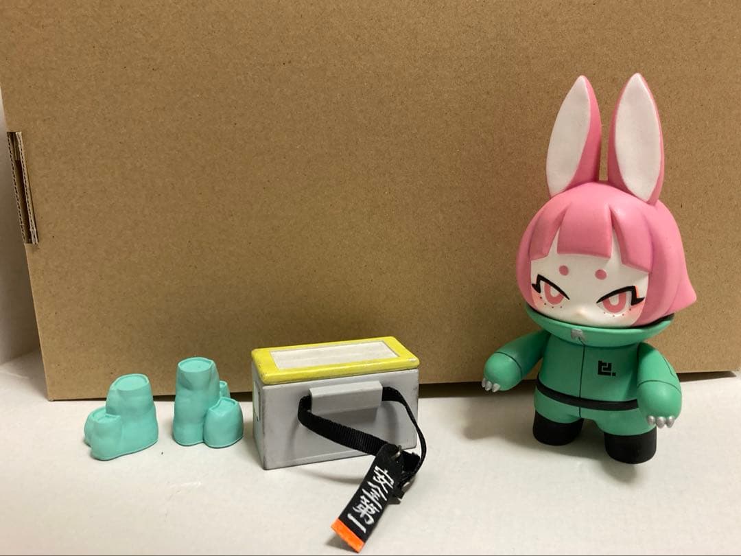 デンシウサギ ソフビ カスタム作品 日ノ元重工 HAKURO 個展 sofvi