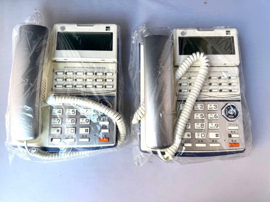 【中古】TD710(W) NTTNX18ビジネスホン SAXA製電話機2個セット