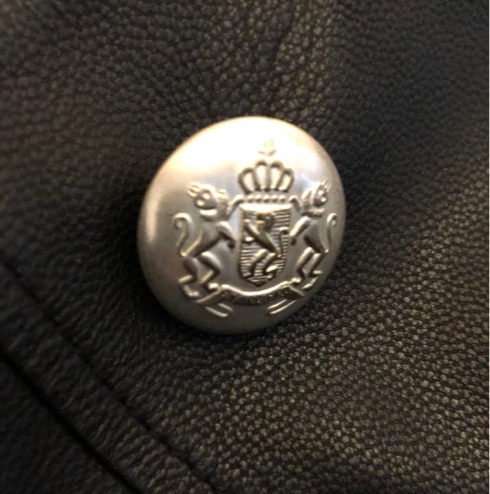 lois crayon ゴートスキントレンチ