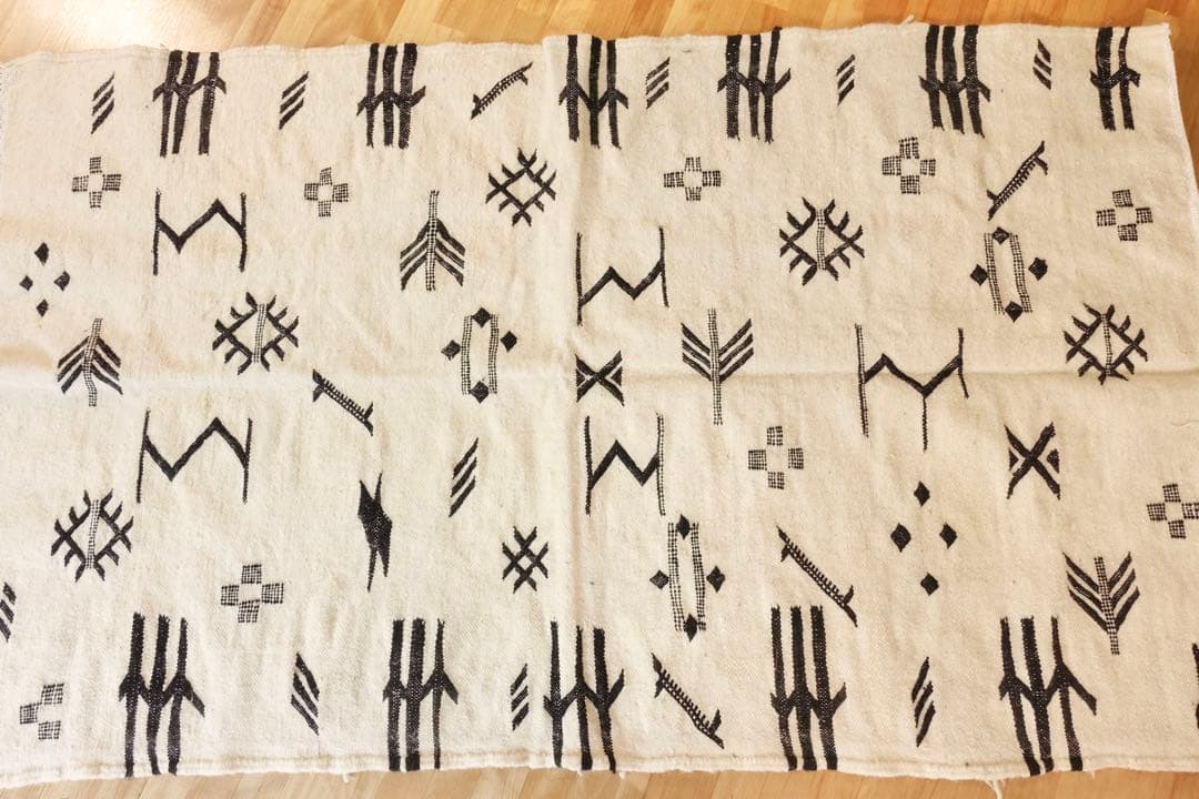 【モロッコラグ直輸入】ヴィンテージ手織りラグモノトーン