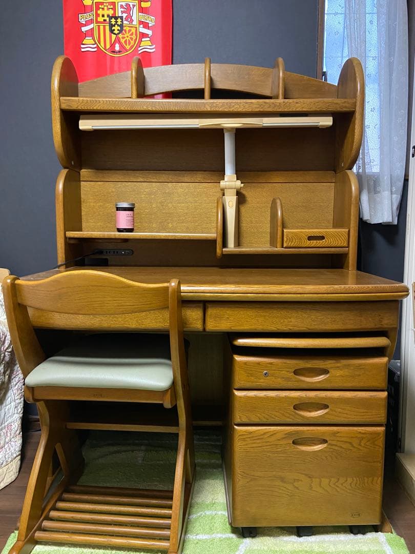 Yoshi.kiri木製学習机 上部棚付き（直接引き取りのみ）