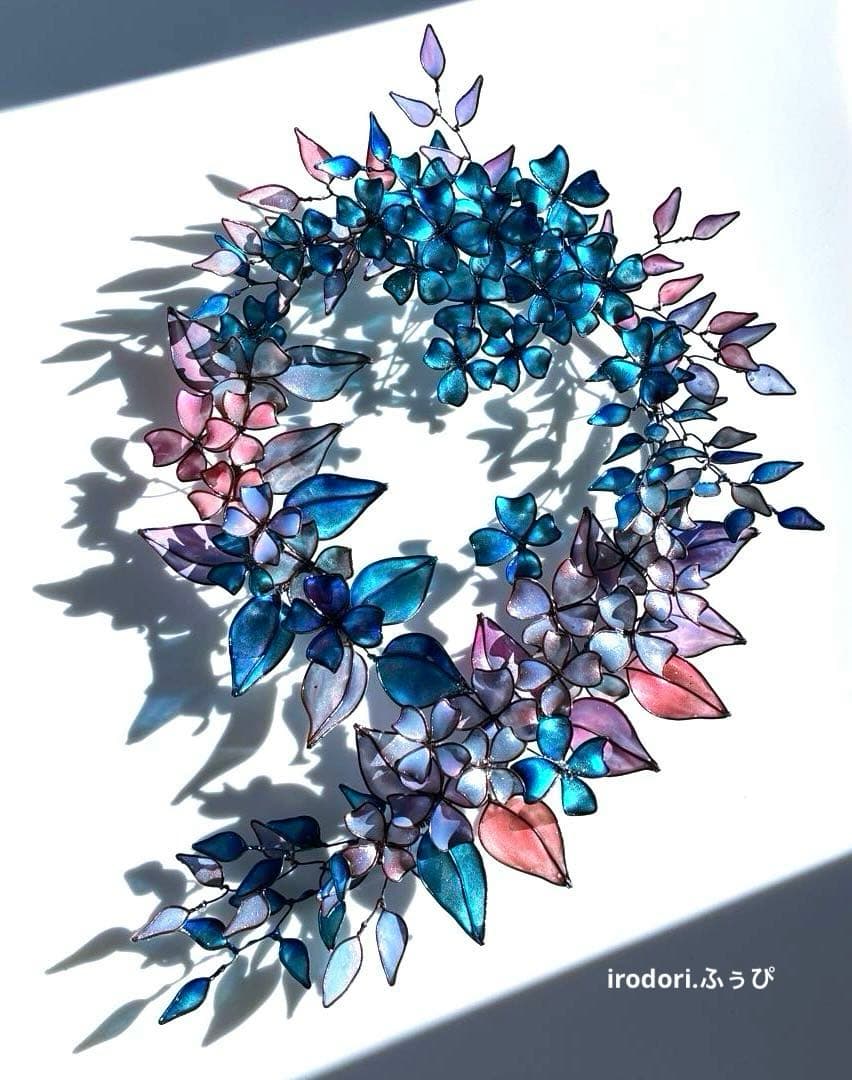 大きなフラワーボタニカルリース　ワイヤークラフト　ディップアート　アート