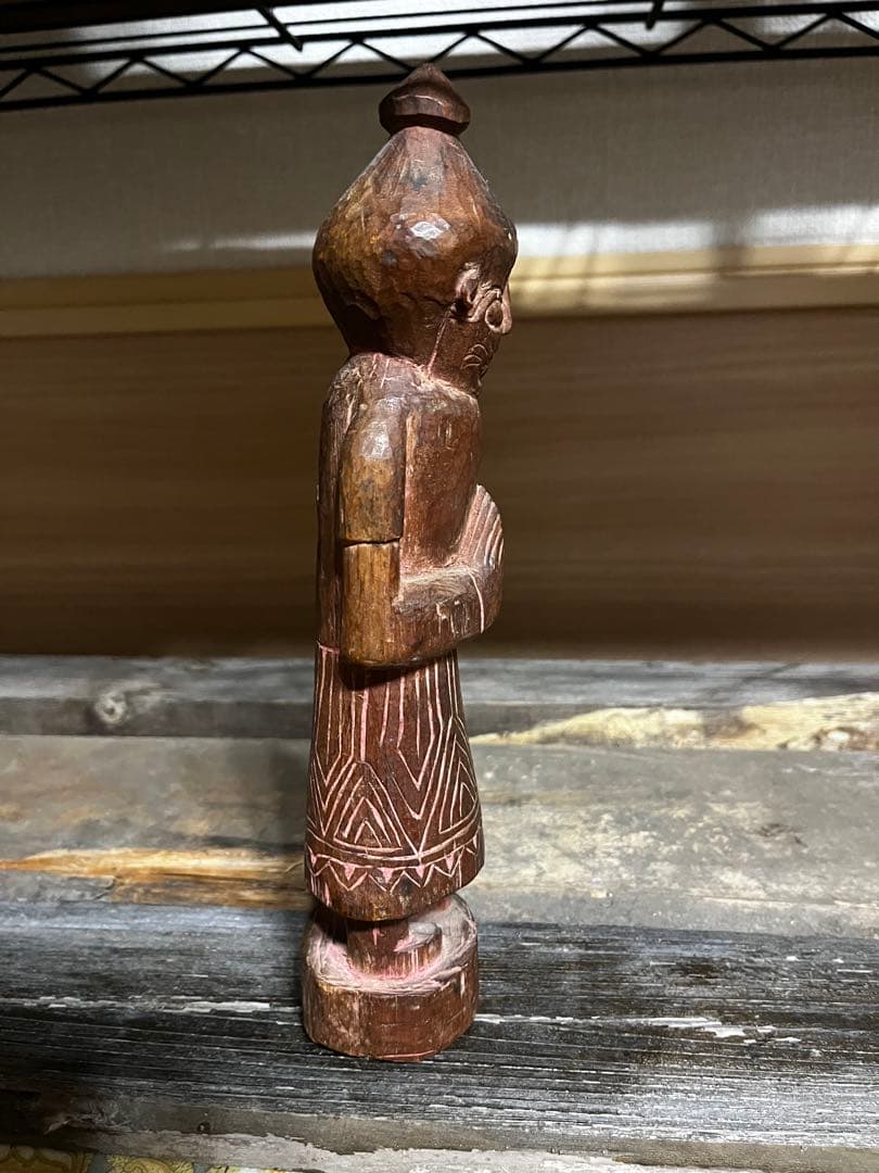 木彫　人形代　ネパール　シャーマン　民間信仰　信仰物