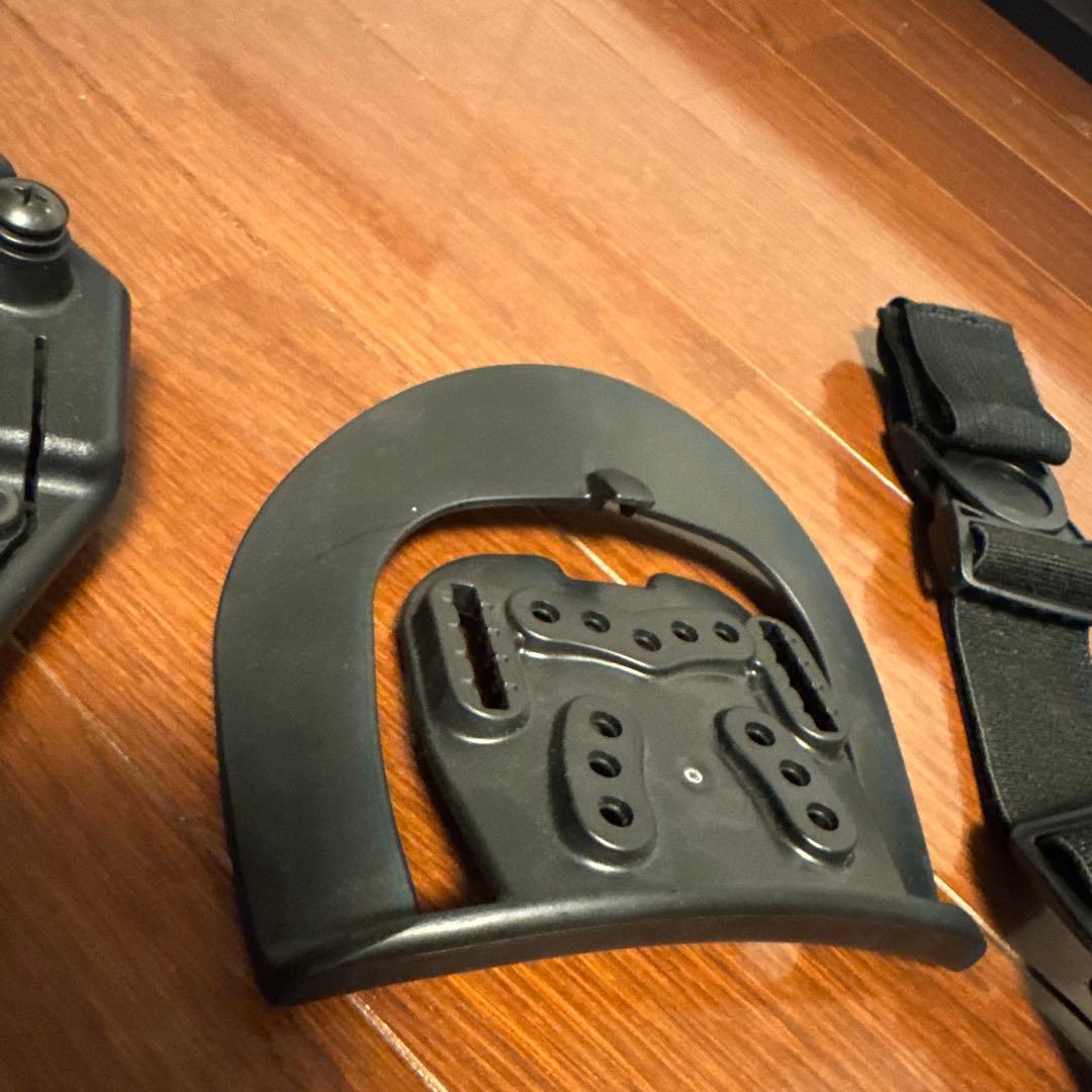 ブラックホーク　グロック用ホルスター　レッグプラットフォーム　セット