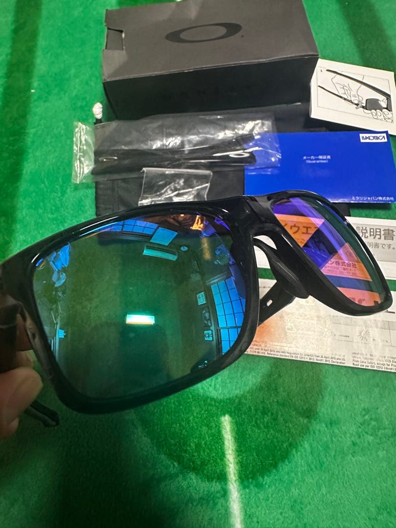 Oakley サングラス ブラックフレーム プリズム偏光レンズ ゴルフ