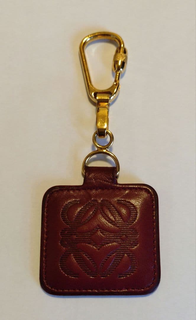 LOEWE レザー キーホルダー バーガンディ