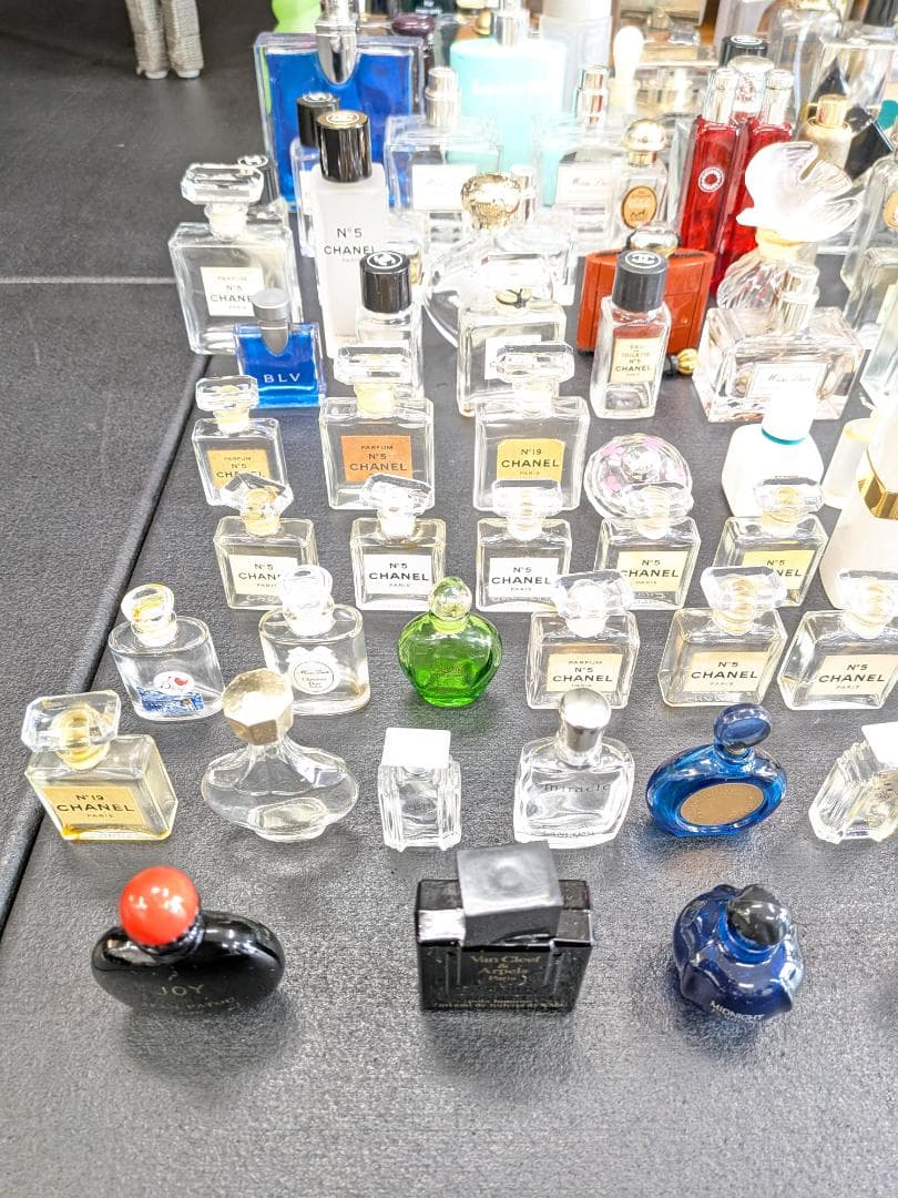 香水空き瓶224点まとめセット大量 シャネル 資生堂 エルメスイヴサンローラン他