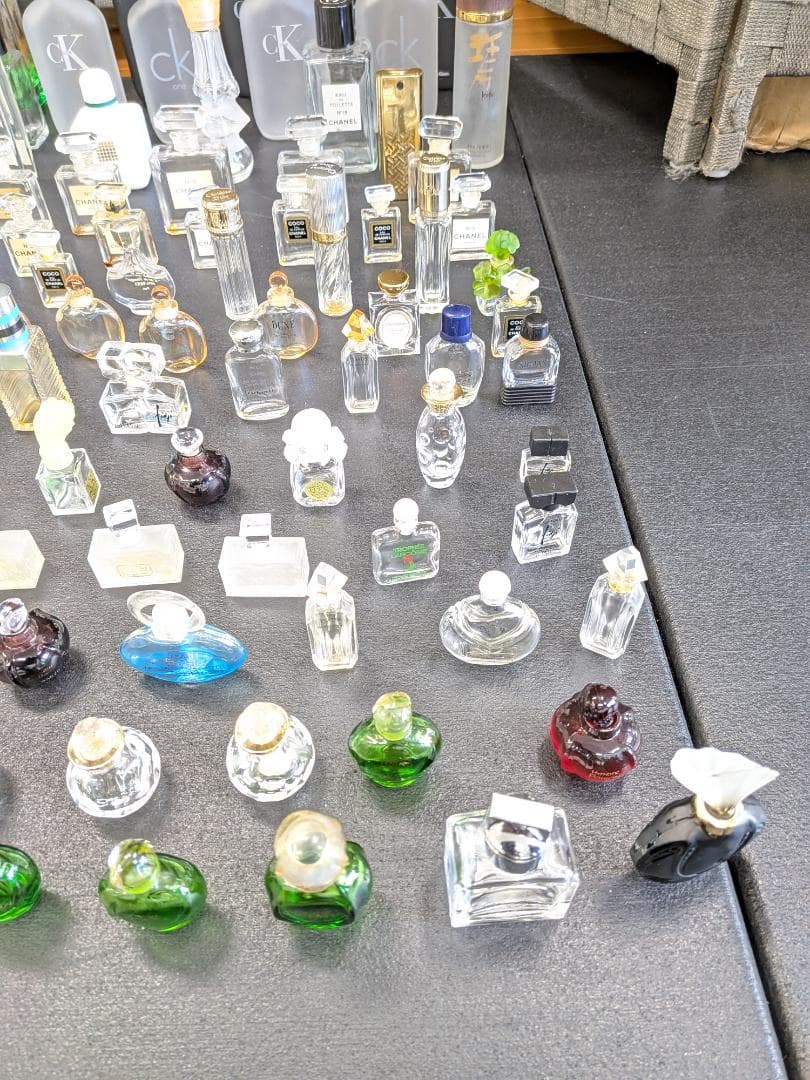香水空き瓶224点まとめセット大量 シャネル 資生堂 エルメスイヴサンローラン他