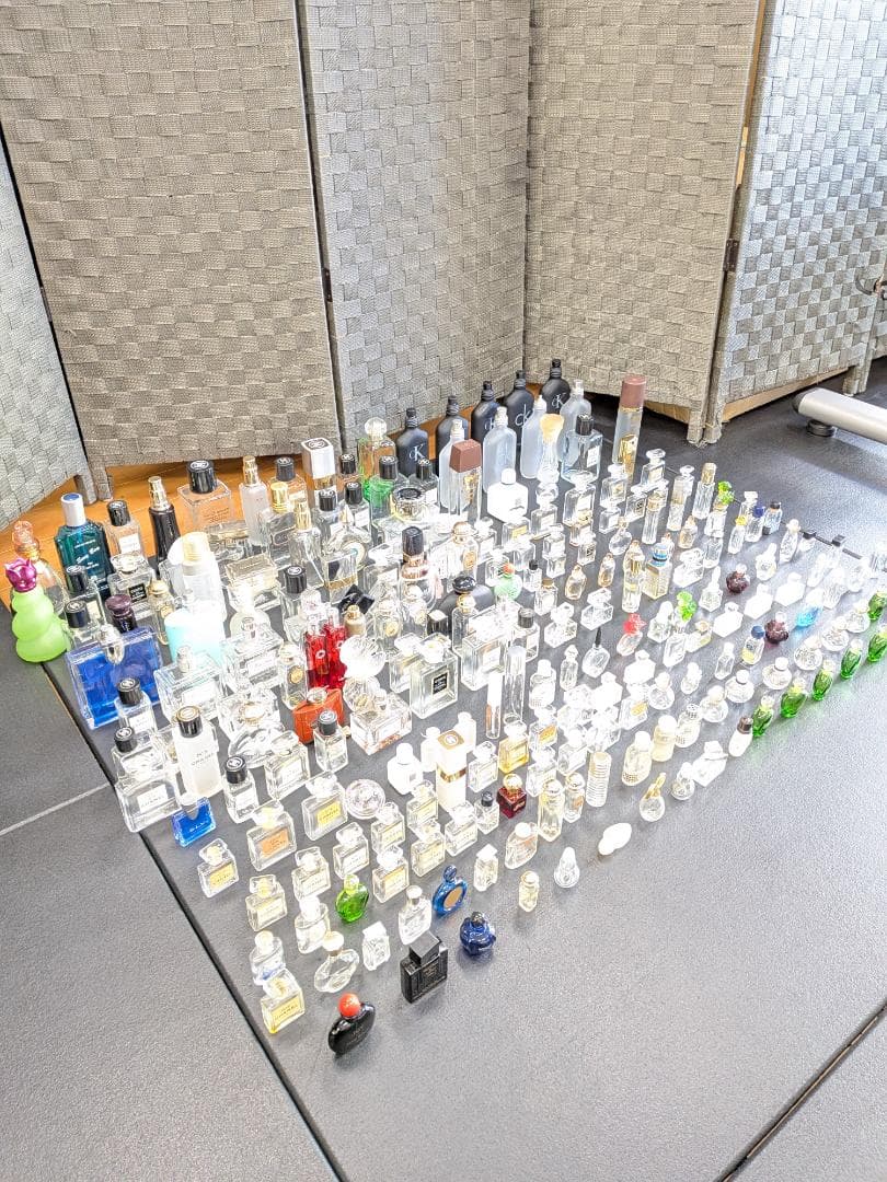 香水空き瓶224点まとめセット大量 シャネル 資生堂 エルメスイヴサンローラン他