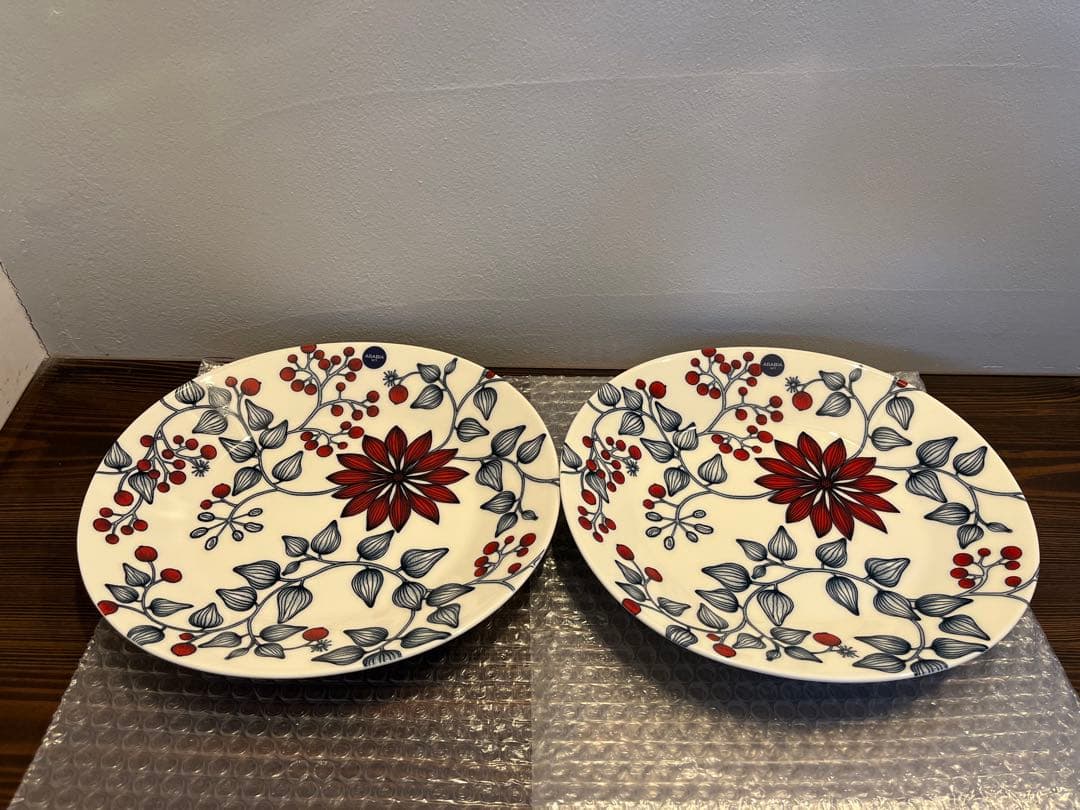 アラビアルノ　フロストベリー　オーバルプレート25cm ２枚