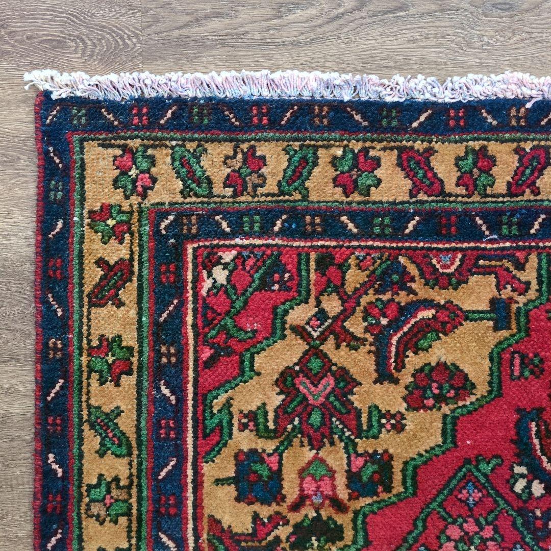 ヴィンテージラグ　ペルシャ絨毯　ハマダン　手織り絨毯　トライバルラグ