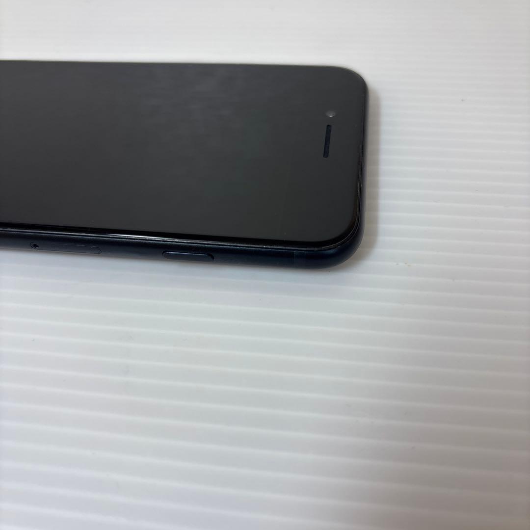 iPhone se 第三世代64GB SIMロック無し