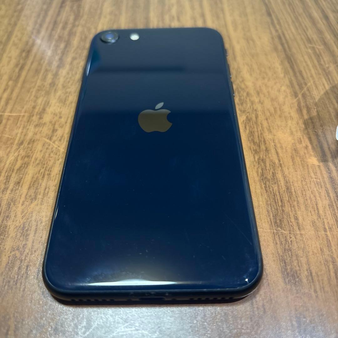 iPhone se 第三世代64GB SIMロック無し