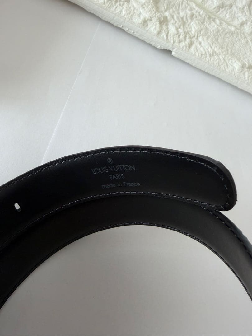 ルイヴィトン 黒 レザー ベルト ブラック　エピ