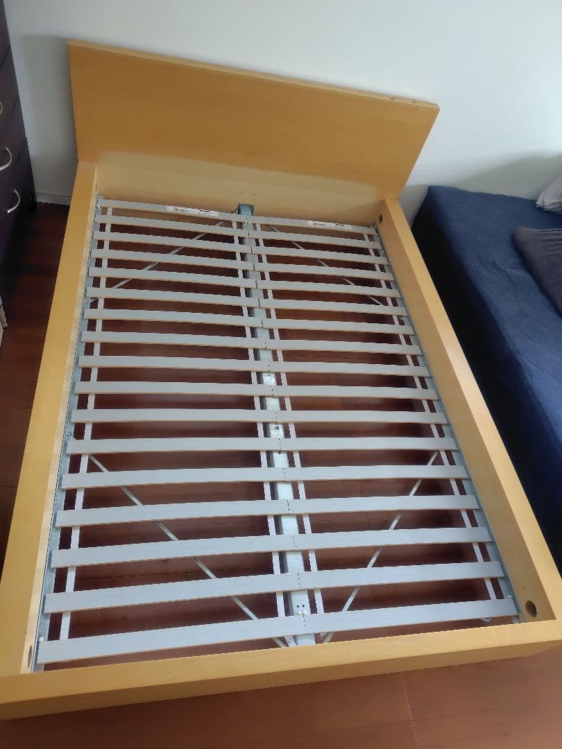 ダブルベッドフレーム　IKEA　MALM 140✕200　組み立て説明書あり