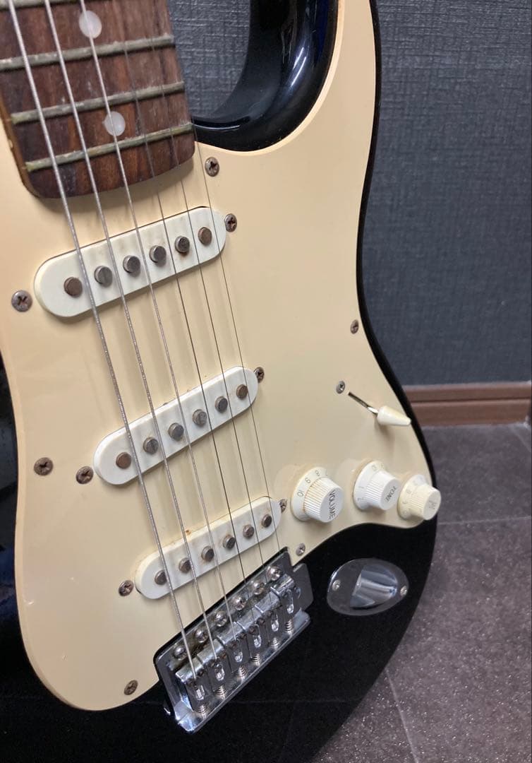 Squier　ストラトキャスター　エレキギター