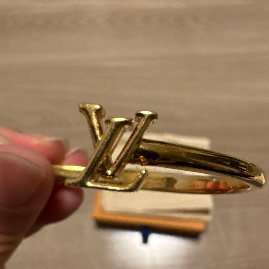 Louis Vuitton フラワーモチーフ ブレスレット