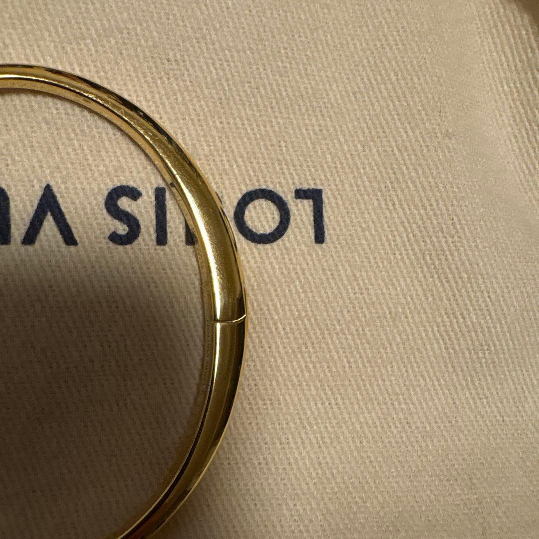 Louis Vuitton フラワーモチーフ ブレスレット