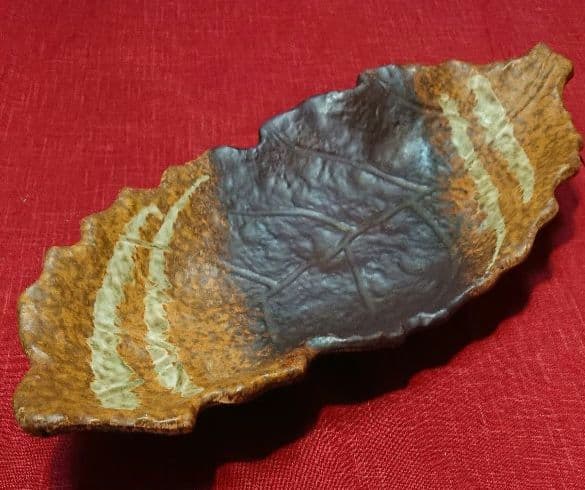 ♦プロが選ぶデザイン萬古焼大皿 ⬛南蛮一珍木の葉 ⬛４１cm特大長大皿 ２皿