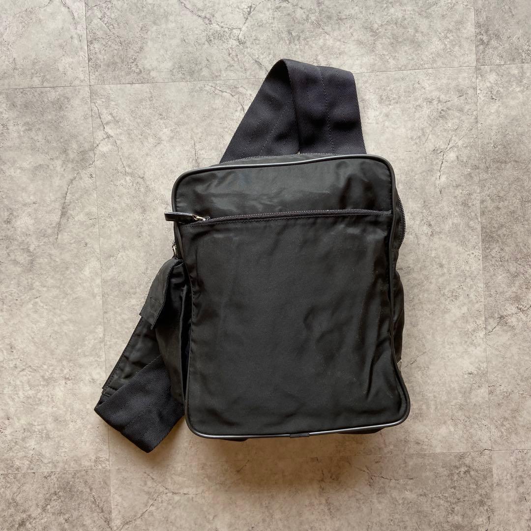 1999ss PRADA プラダ ボディバッグ 黒 ナイロン