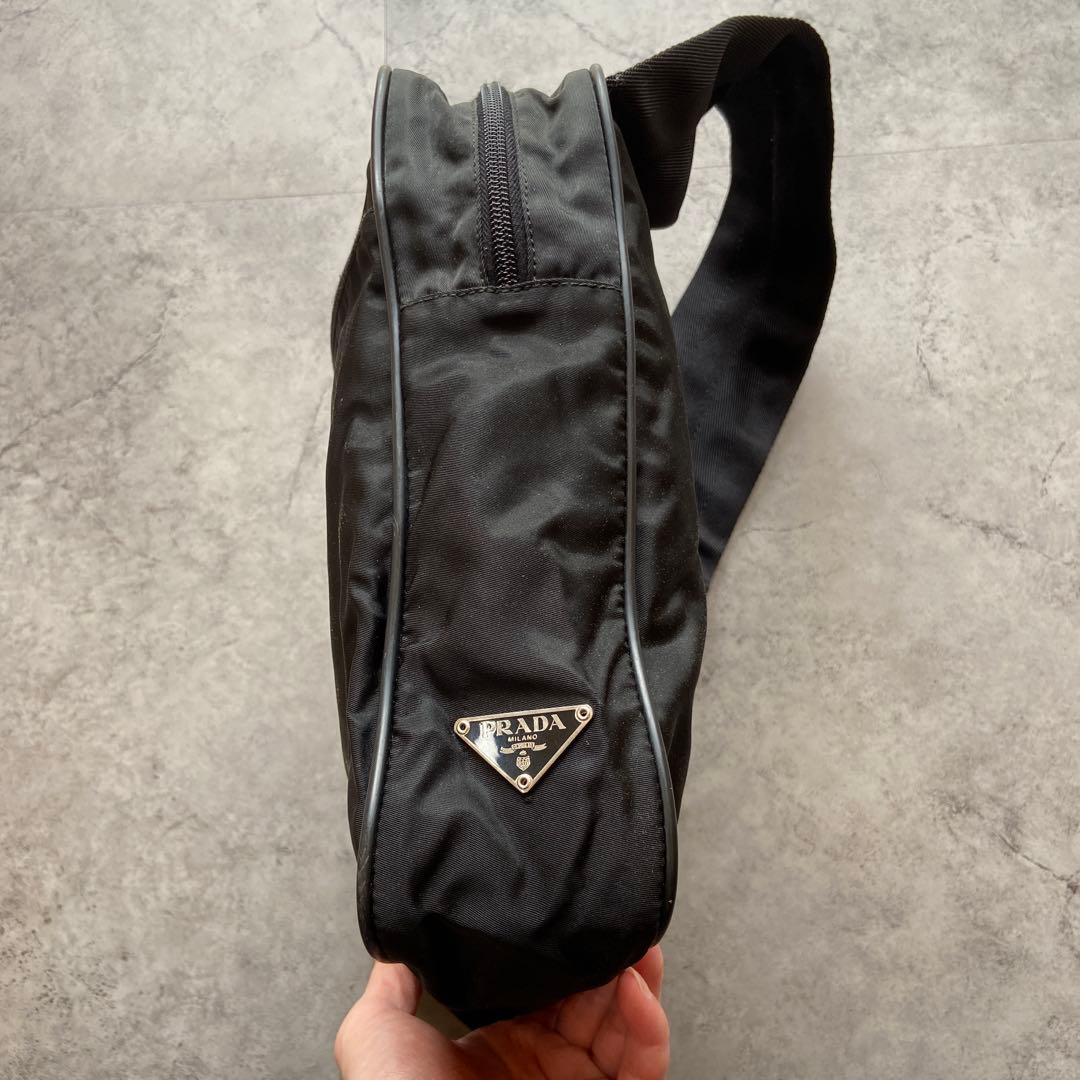1999ss PRADA プラダ ボディバッグ 黒 ナイロン
