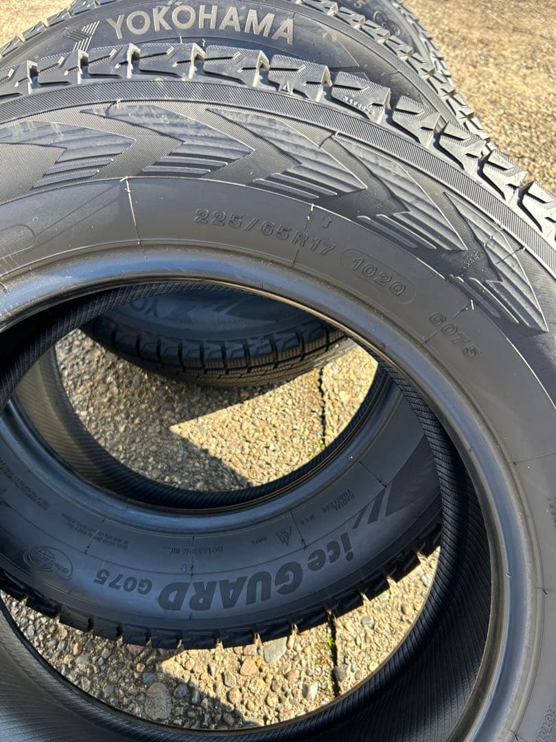 ダンシャリ様①225/65R17 スタッドレス　タイヤのみ（2本）